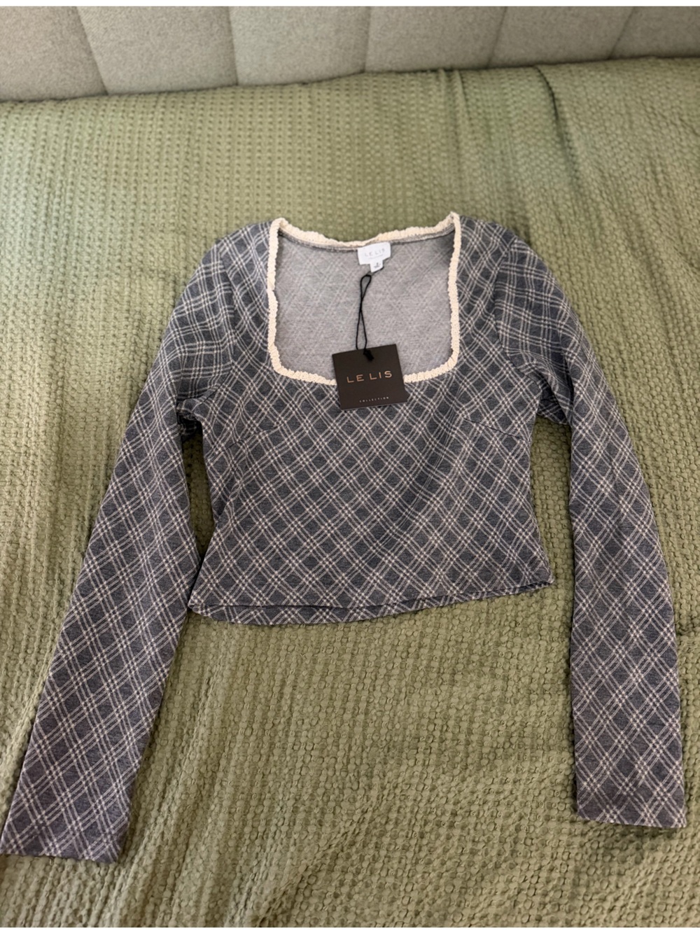 Le Lis Grey and beige Argyle cropped top with square neck